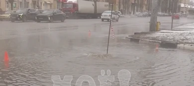 Фонтан неожиданно появился на перекрёстке в Воронеже