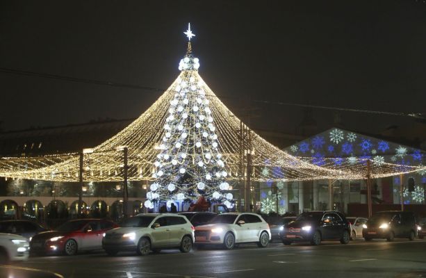 Выяснилось, когда воронежцы не смогут посетить новогоднюю площадь Ленина 