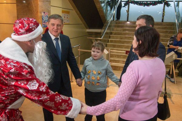 Андрей Соболев организовал новогоднее поздравление для ребенка 