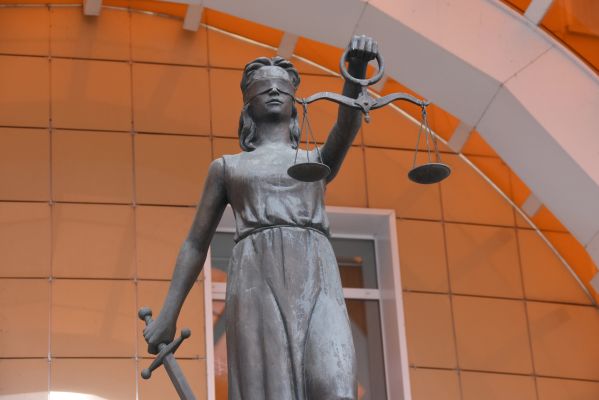 Воронежец сообщил об ограблении своей квартиры и сам попал в суд 