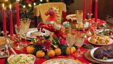 Что поставить на стол в год Красной Огненной Лошади, чтобы привлечь удачу: меню, сервировка и десерты