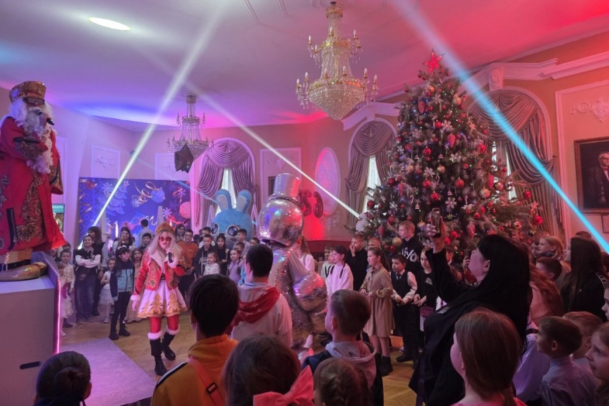 Более 2,5 тысяч юных тамбовчан побывали на губернаторской ёлке