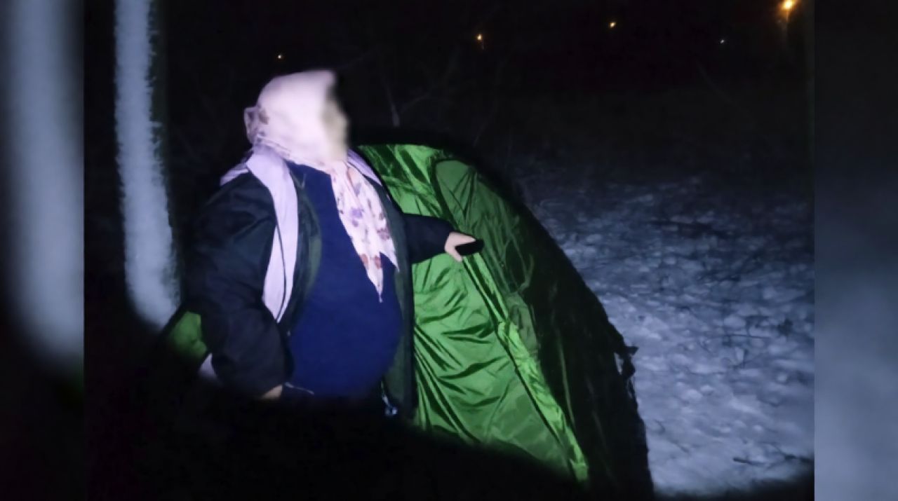 На реке в Липецкой области нашли замерзшую в палатке женщину с собакой