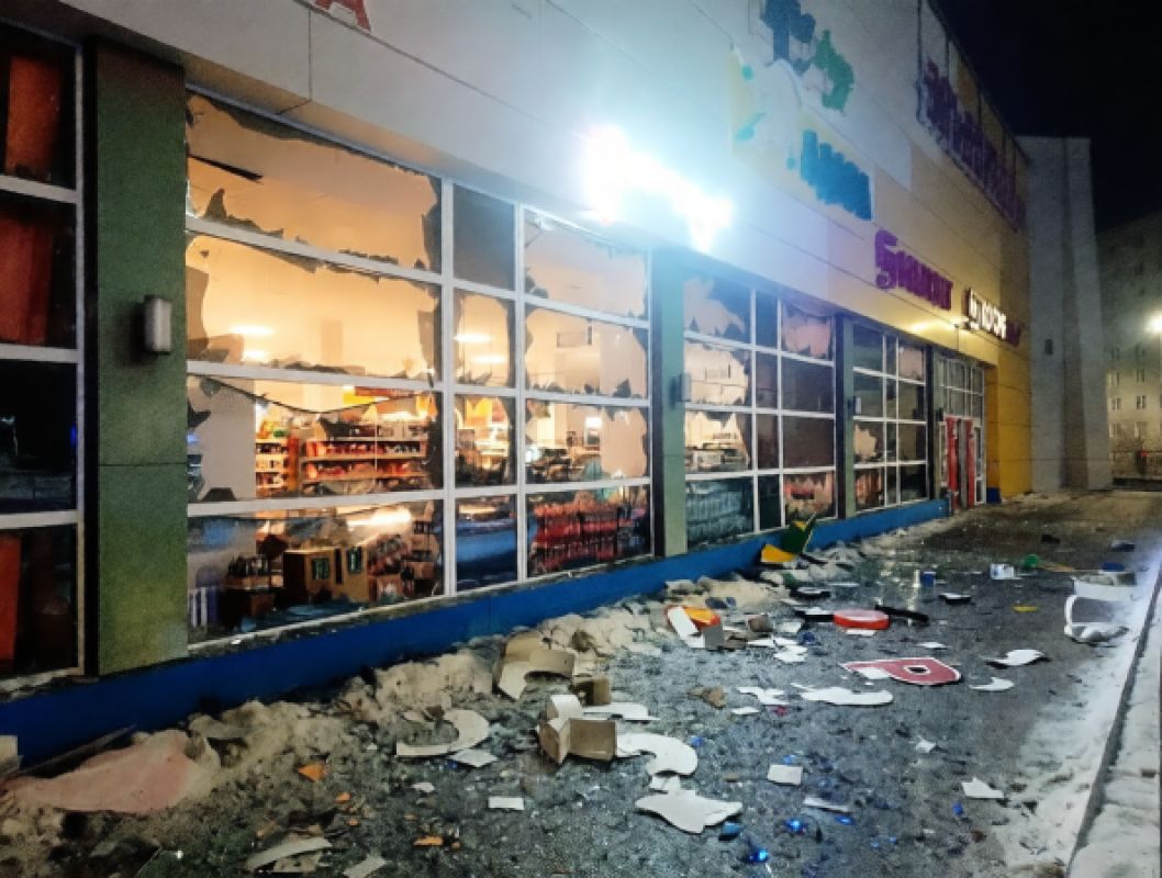 В белгородском Губкине налет БПЛА вызвал разрушения и пожары