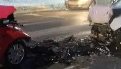 В Курской области «Лада» и «Форд» столкнулись лоб в лоб, пострадали пять человек