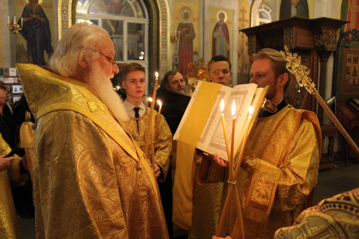 Спасатели предупредили о возможном возгорании прихожан в липецких храмах