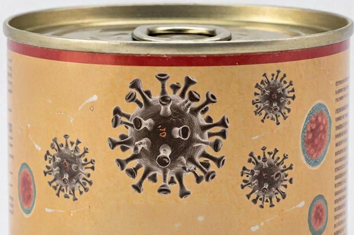 Минздрав предупреждает: колбаса и консервы с рук могут привести к ботулизму