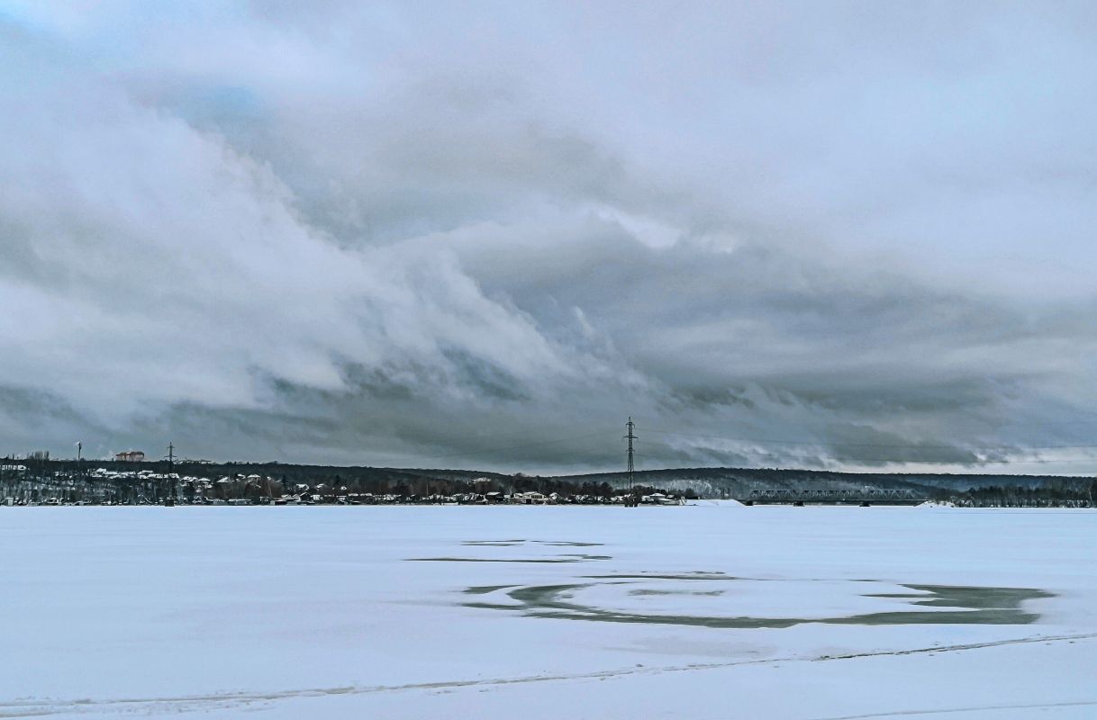 Украинские дроны приближаются к Воронежской области