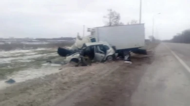 Жуткая авария с грузовиком унесла жизнь водителя легковушки под Белгородом