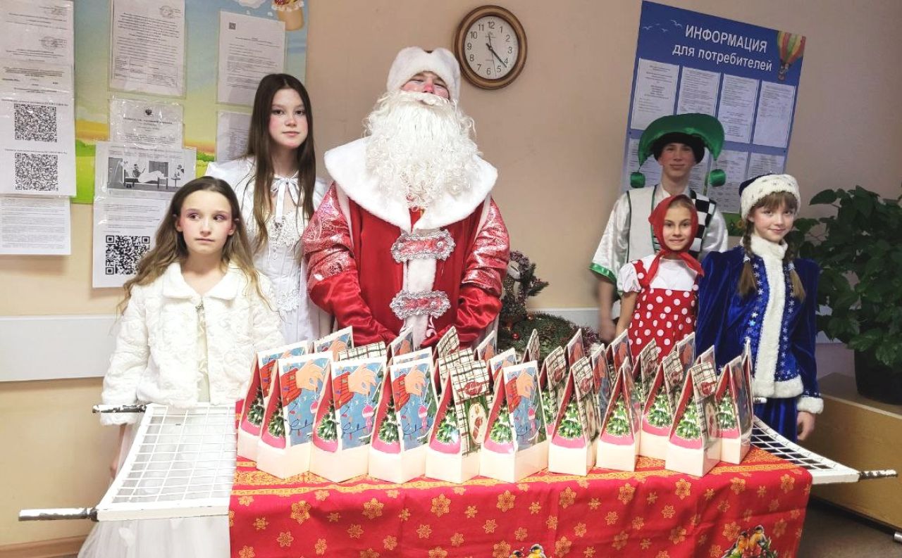 Дед Мороз в белом халате ходит по воронежским больницам &nbsp;