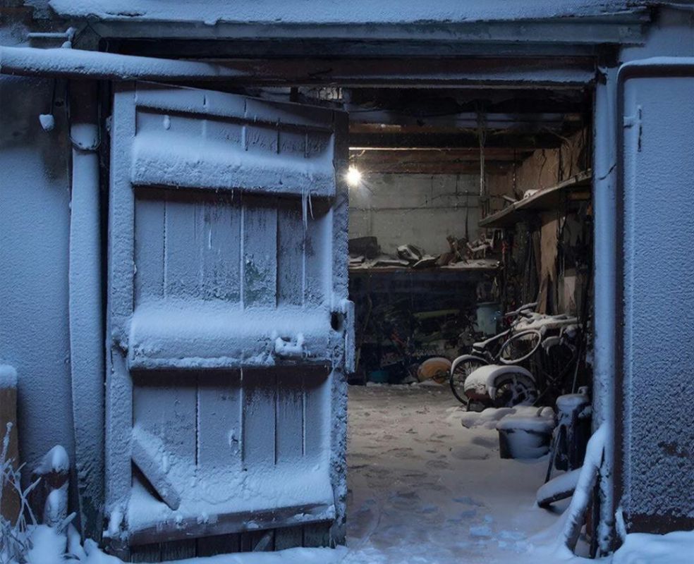 Выяснилось, кого нашли повешенным в воронежском гараже