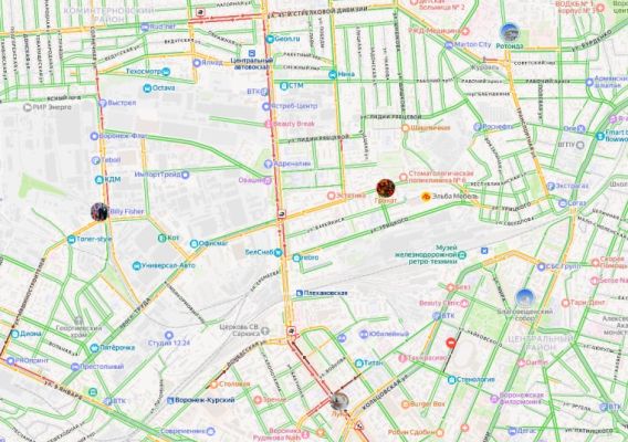 Гигантская пробка сковала весь Московский проспект из-за одного автомобиля
