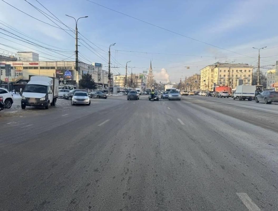 Массовое ДТП с пассажирским автобусом произошло у воронежского цирка