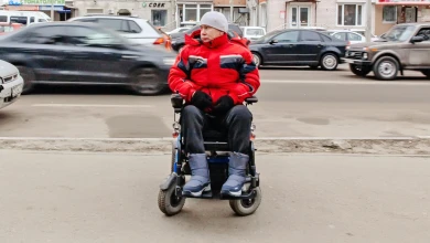 «В гололёд я упал с инвалидной коляски и сломал обе ноги!»