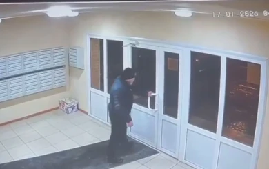 Мужчина, проникший в квартиру воронежанок среди ночи, отделался штрафом