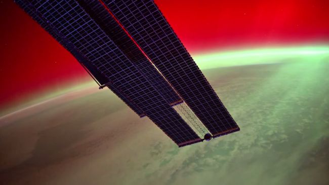 Сияет и переливается. Ослепительной красоты явление показали на видео воронежцам