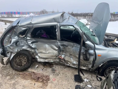 Четыре человека пострадали в ДТП с молодым водителем, вылетевшим на встречку