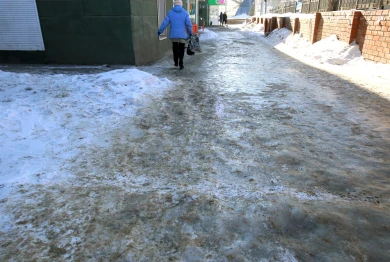 Шокирующее число воронежцев пострадало из-за гололёда