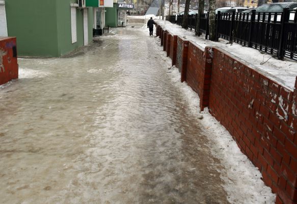 Плохая уборка улиц ото льда довела до беды директора воронежской УК