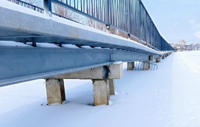 Состояние опор смотровой площадки на Петровской набережной ужаснуло воронежцев