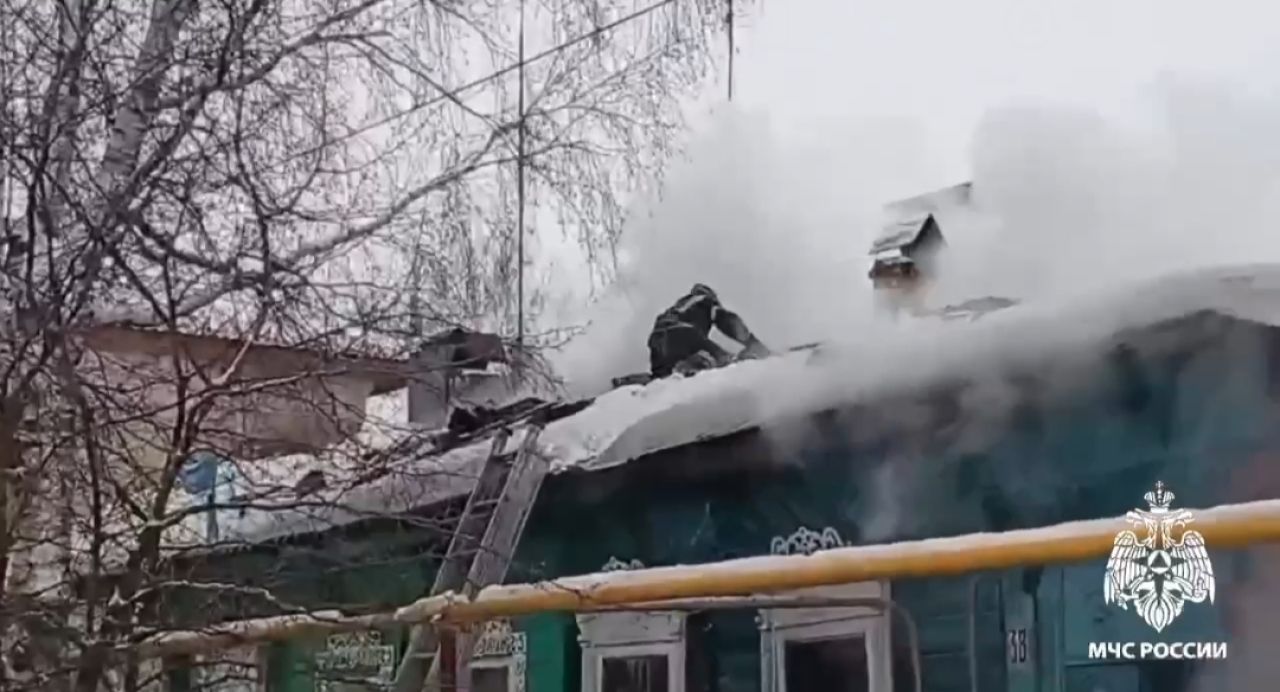 Частный дом сгорел в Мичуринске