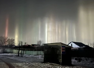Необычные световые столбы заметили в Воронежской области