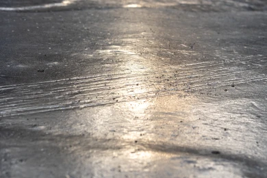 О жутких пробках и ДТП на фоне ледяного дождя сообщили воронежцы