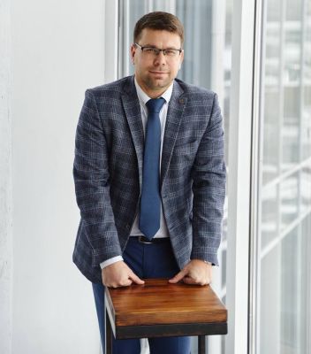 Отца бывшего градоначальника Белгорода Антона Иванова допустили к защите сына