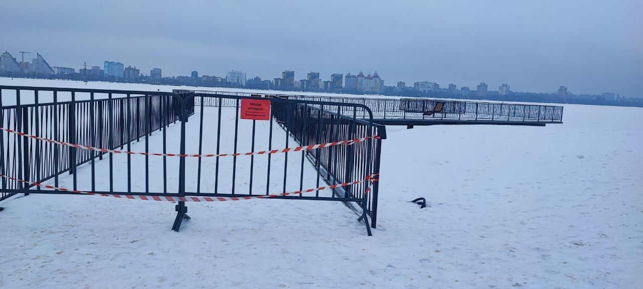 Рушащийся мост на Петровской набережной закрыли в Воронеже&nbsp;