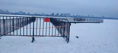 Рушащийся мост на Петровской набережной закрыли в Воронеже 