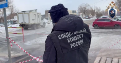 Двое студентов провалились в яму с кипятком — их госпитализировали