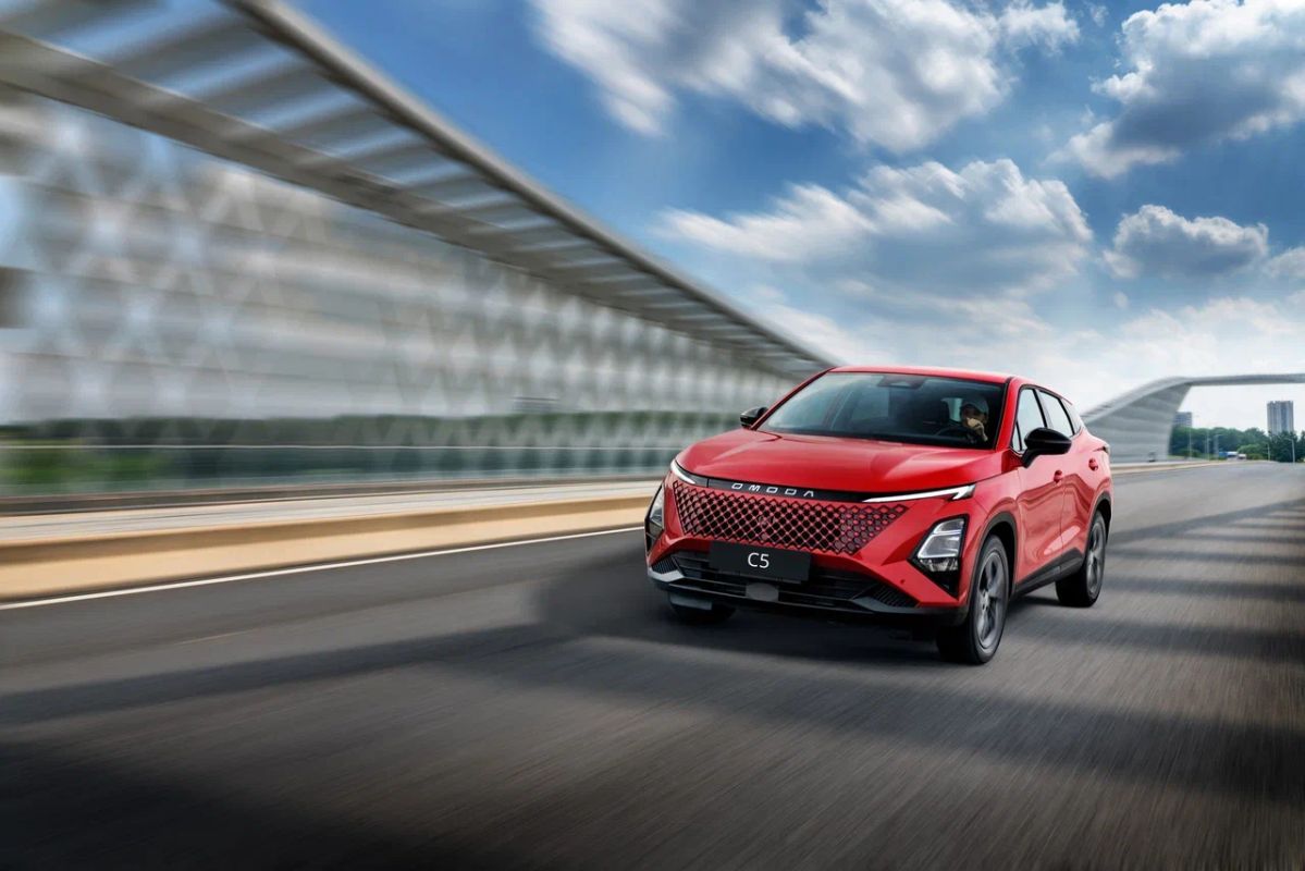 OMODA предлагает выгоду до&nbsp;200 000 рублей на&nbsp;кроссовер OMODA C5 по&nbsp;программе Trade-In&nbsp;