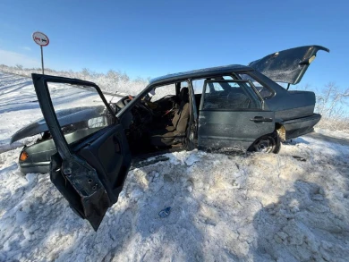 Ребёнок пострадал в аварии с «ГАЗелью» и легковушкой на встречке в Воронежской области