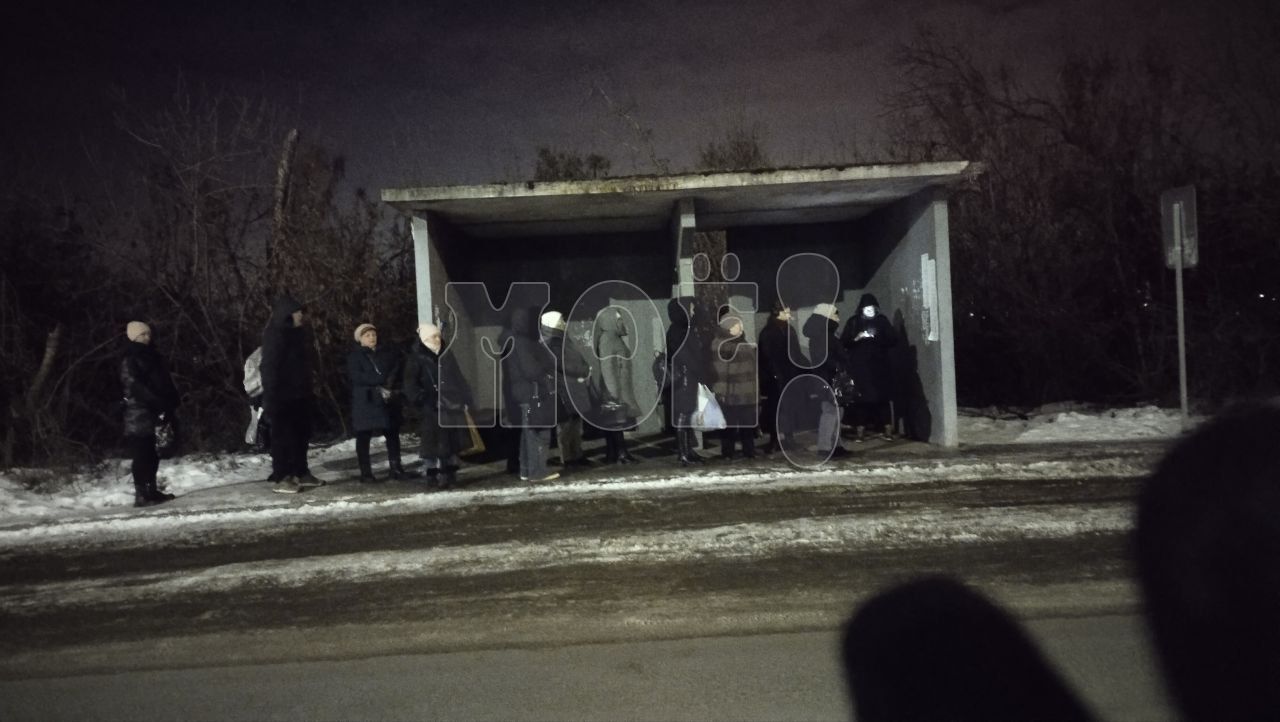 «Едут, как&nbsp;вздумается». На запаздывающий утренний автобус пожаловались воронежцы