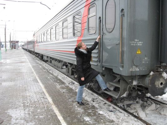 Три воронежских поезда отменили из-за возгорания вагонов с бензином 