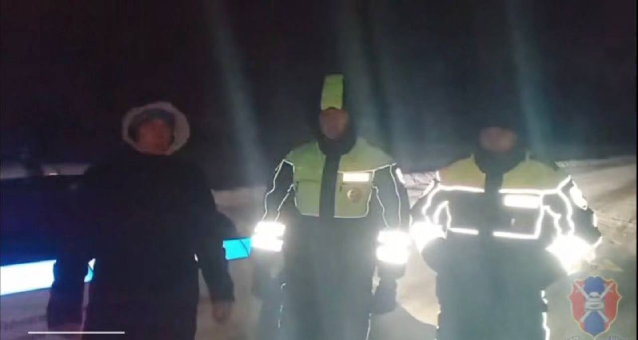 Воронежский водитель не&nbsp;смог выбраться из&nbsp;снежной ловушки