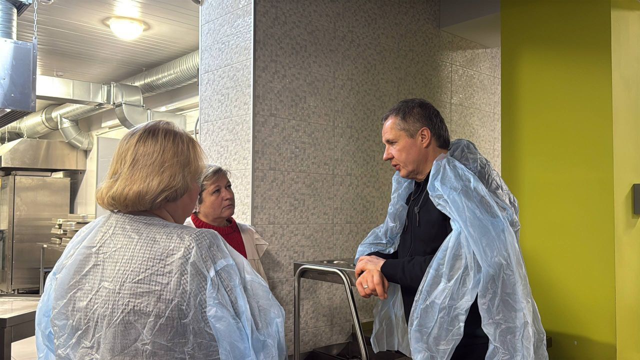 Гладков не увидел замерзающих в белгородских школах и садах детей