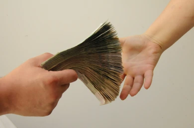 С «дистанционным обыском» пришли в дом к родителям 19-летнего воронежца 