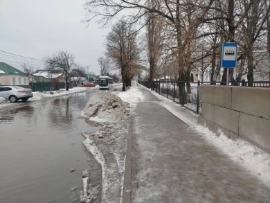 Белгород затопило: дети добираются до школы чуть ли не вплавь