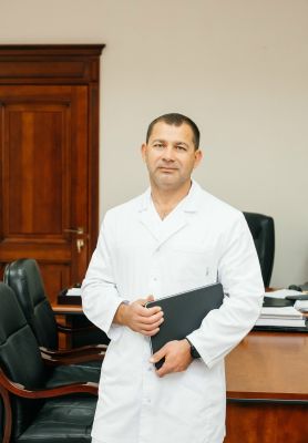 Главврач белгородской больницы Проценко вернулся к работе после службы в «Ахмате»