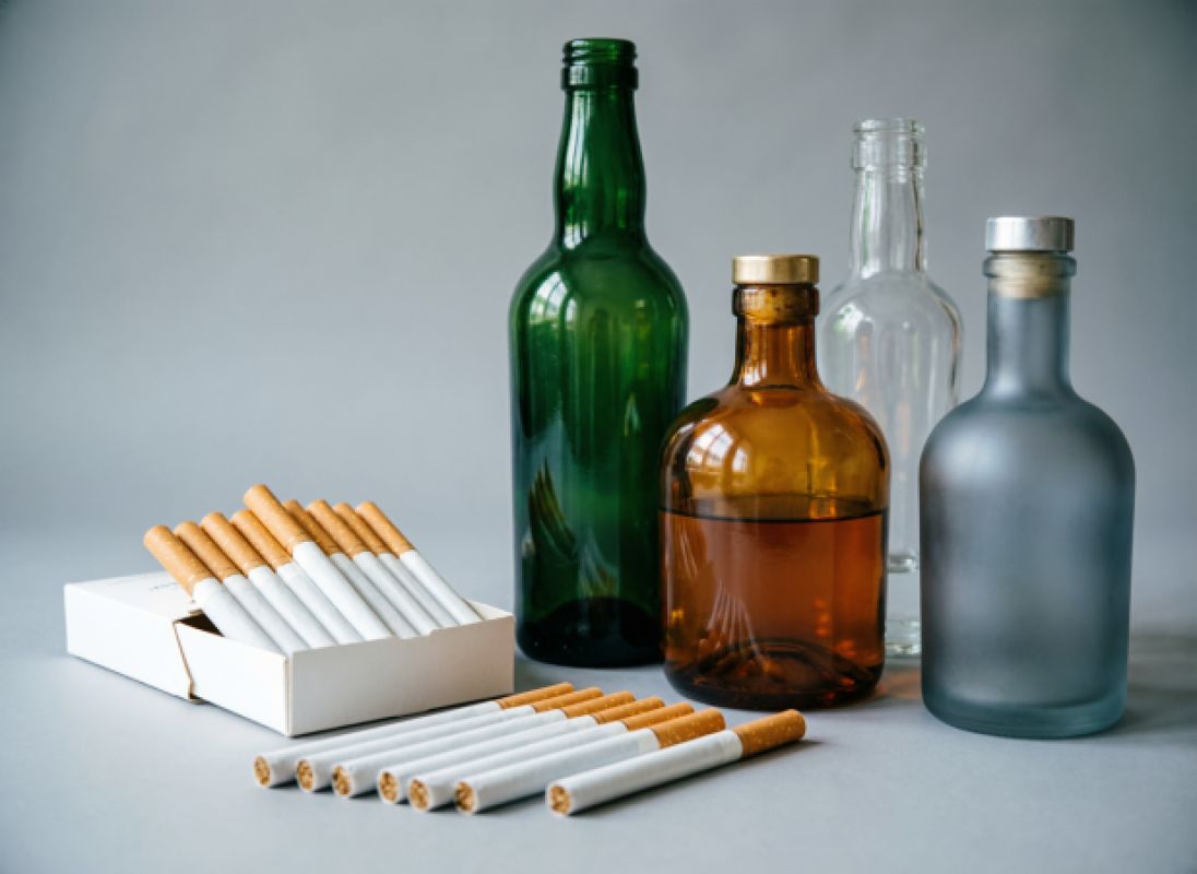 Бутлегерша из Липецкой области пыталась сбыть алкоголь и сигареты на 1,3 млн рублей