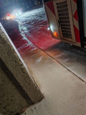 Гололедица парализовала общественный транспорт в Белгороде