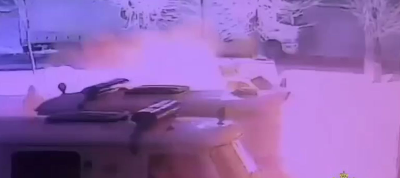 Поджог полицейской машины, устроенный 19-летним воронежцем, попал на видео