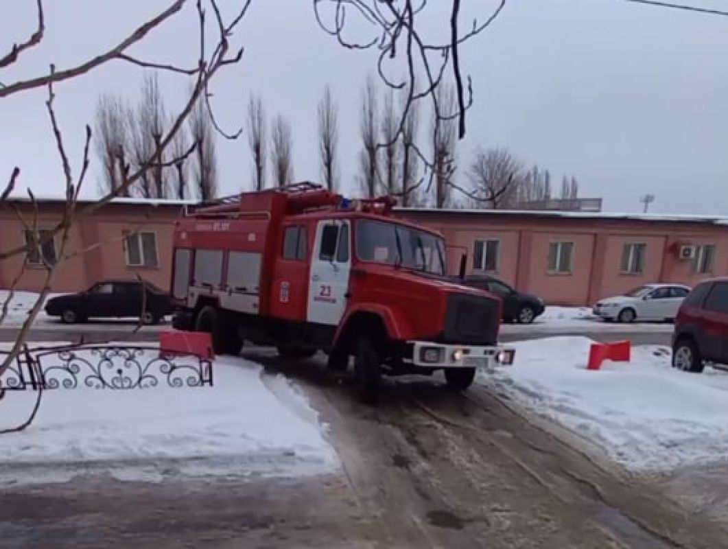 Очаг внутри. Очевидец рассказал о&nbsp;пожаре, уничтожившем автобус