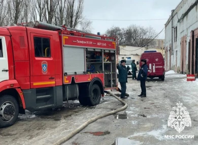 Автобус сгорел дотла. Появились новые фото с пожара в Воронеже 