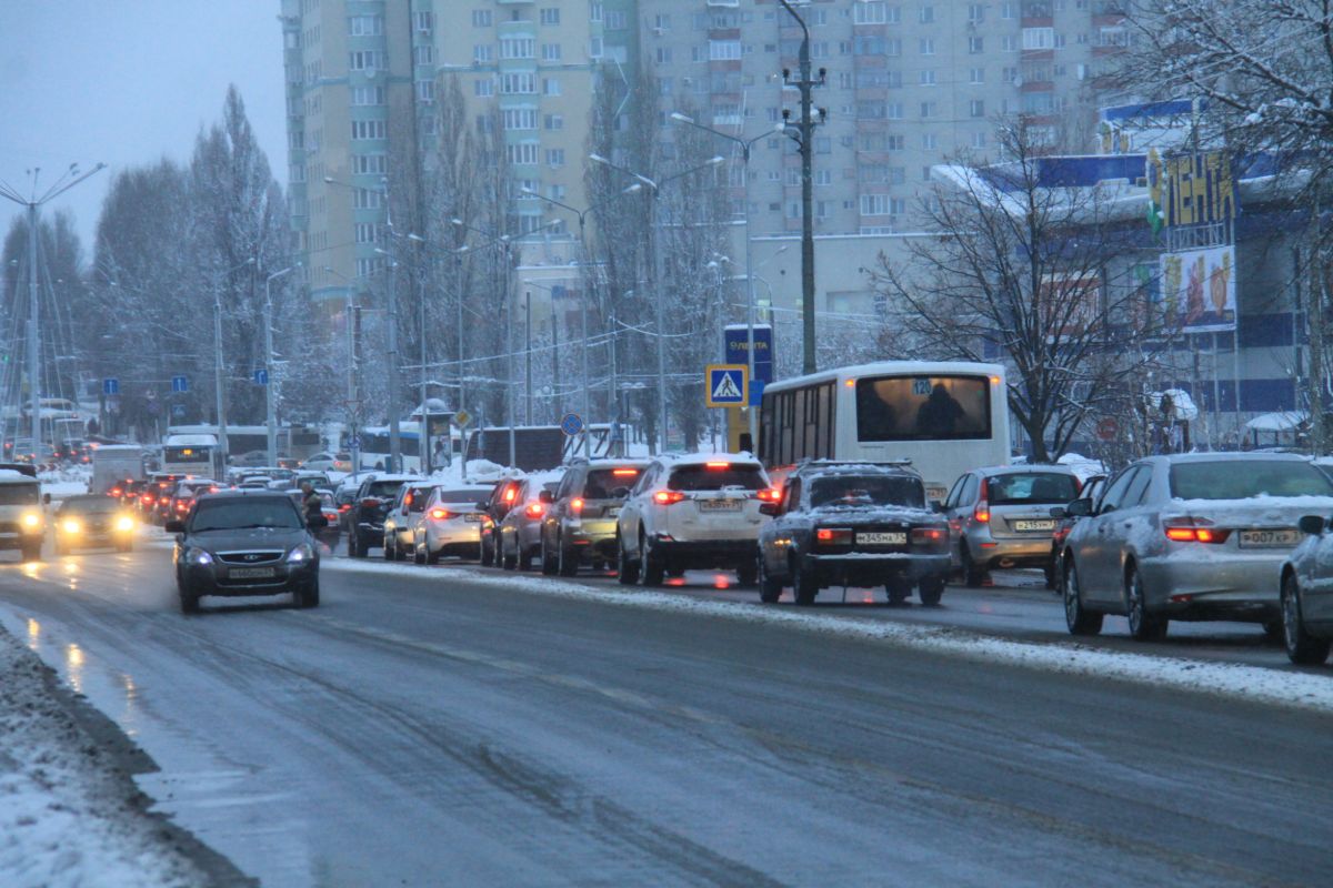 Последствия атаки БПЛА и смерть мужчины на остановке. Главные новости Воронежа и области за 27 февраля
