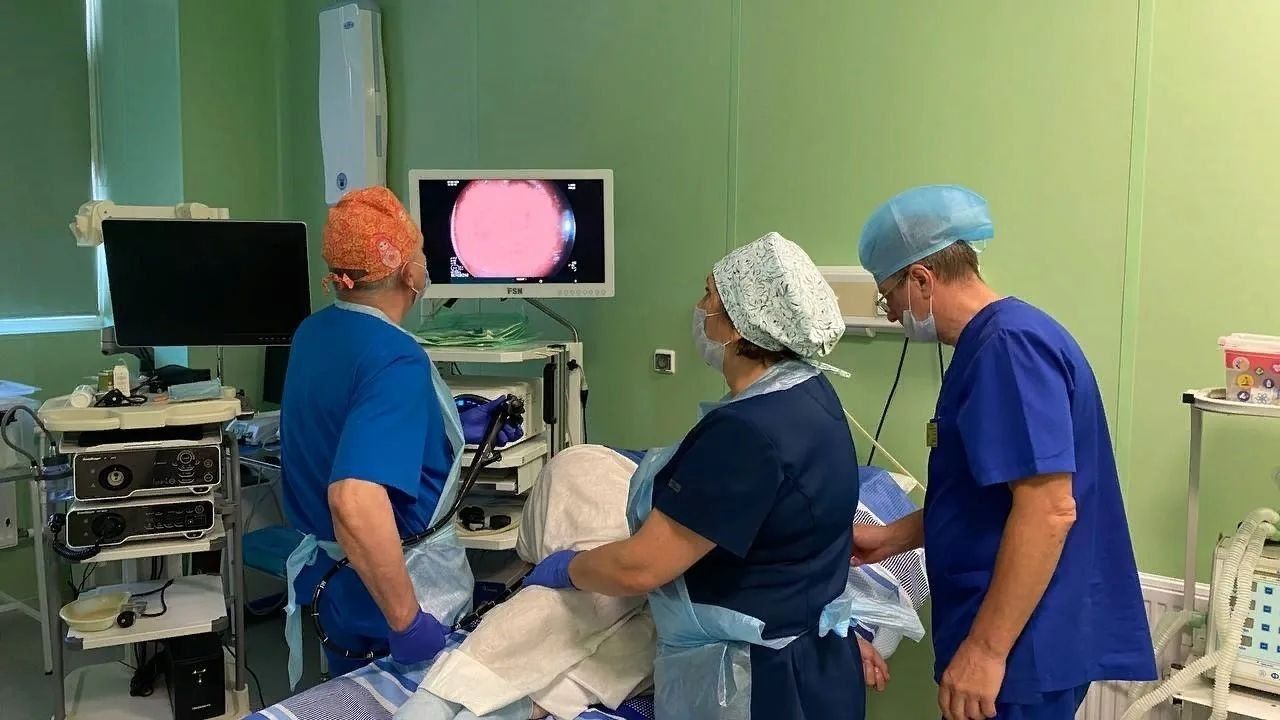 Развитие онкологии у&nbsp;мужчины предотвратили воронежские врачи