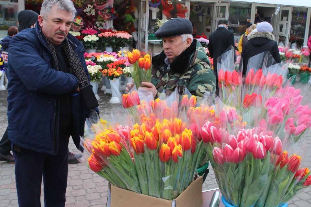 Выяснилось, сколько мужчины готовы потратить на&nbsp;подарок воронежанкам к&nbsp;8 Марта
