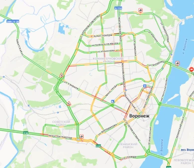 Праздничная суета. Воронеж погряз в жутких пробках и ДТП средь бела дня