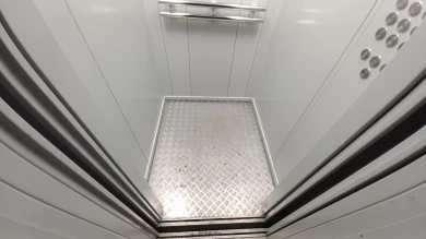 Как выглядит лифт, обрушившийся в воронежской многоэтажке